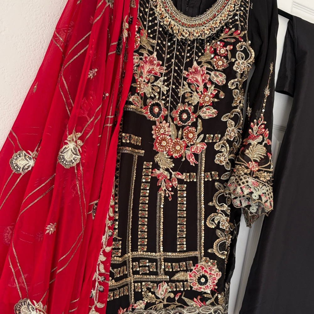 Chic Black and Gold Embroidered Ensemble with Red Dupatta Indian suit Punjabi